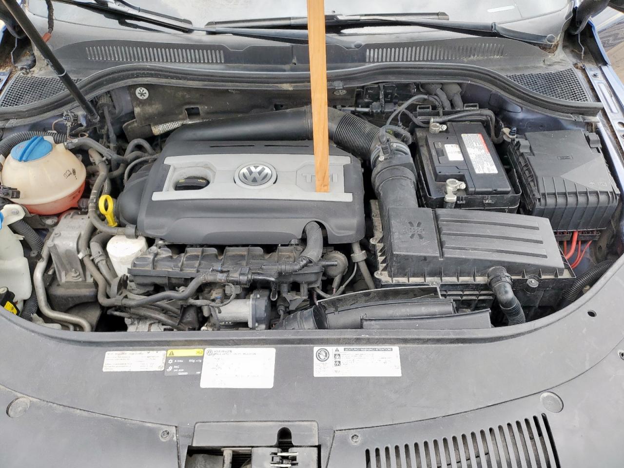 2015 Volkswagen Cc Sport VIN: WVWBP7AN8FE823150 Lot: 64549665