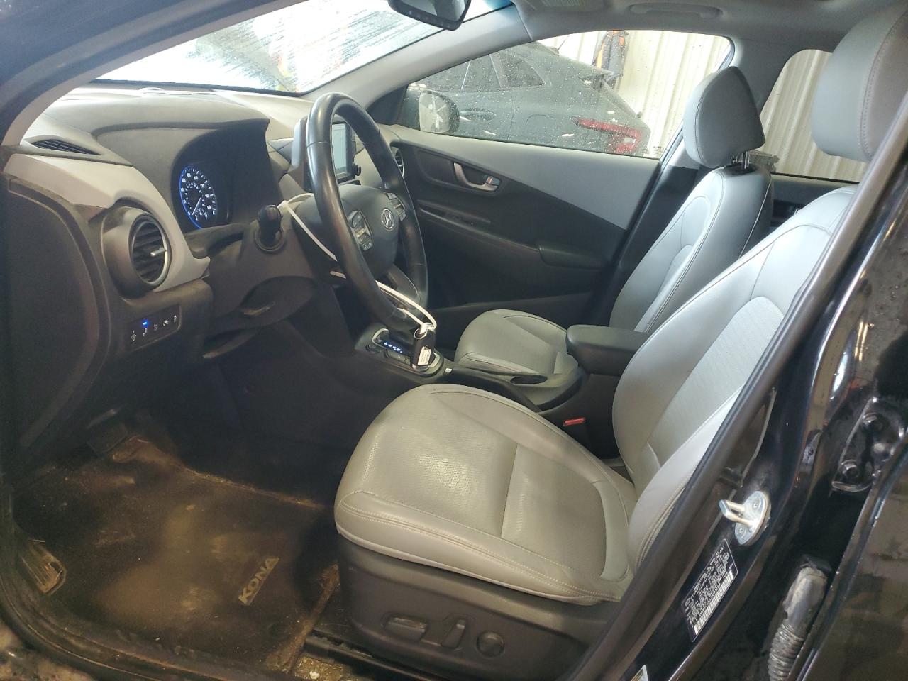 km8k5ca55ju093268 KM8K5CA55JU093268 2018 Hyundai Kona Ultimate
