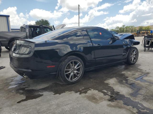  FORD MUSTANG 2014 Czarny