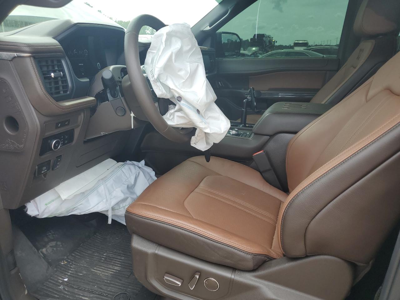 2024 Ford Expedition King Ranch VIN: 1FMJU1P84REA70302 Lot: 65176775