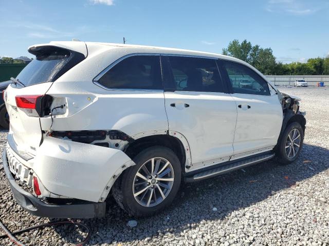  TOYOTA HIGHLANDER 2018 Белы