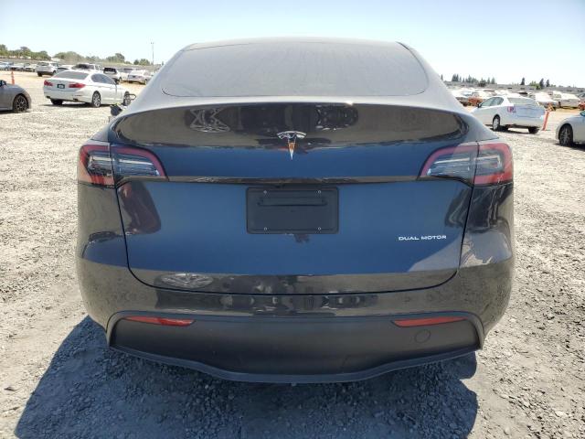  TESLA MODEL Y 2024 Szary
