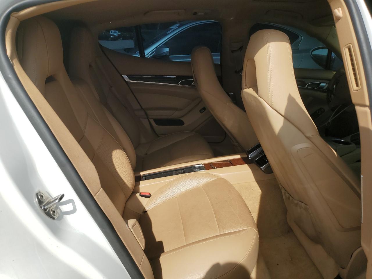 2012 Porsche Panamera 2 VIN: WP0AA2A71CL015182 Lot: 64989175