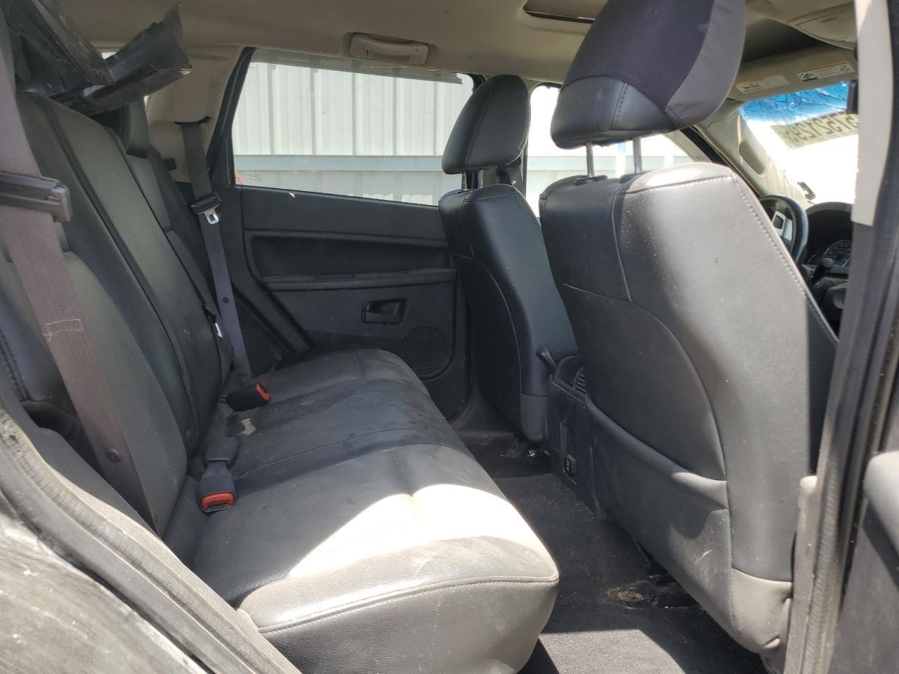 2008 Jeep Grand Cherokee Laredo VIN: 1J8HR48M28C174680 Lot: 65329265