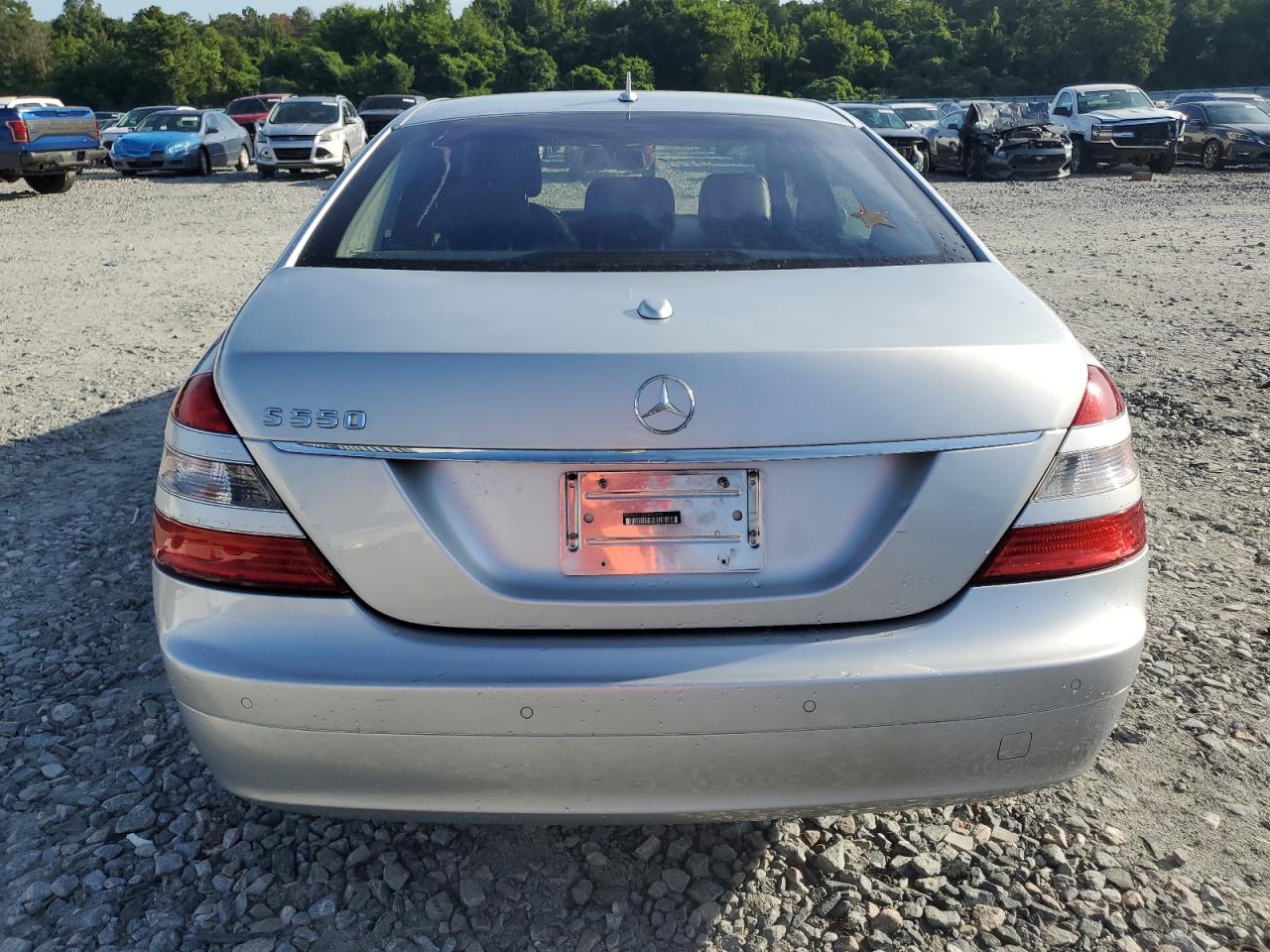 2007 Mercedes-Benz S 550 VIN: WDDNG71X27A075475 Lot: 64505325