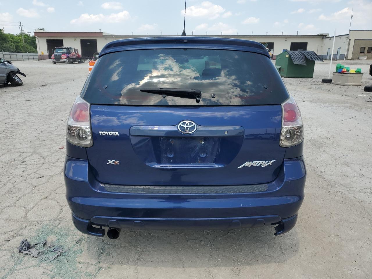 2005 Toyota Corolla Matrix Xr VIN: 2T1KR32E65C373534 Lot: 64050175