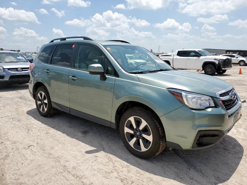  SUBARU FORESTER 2017 Green
