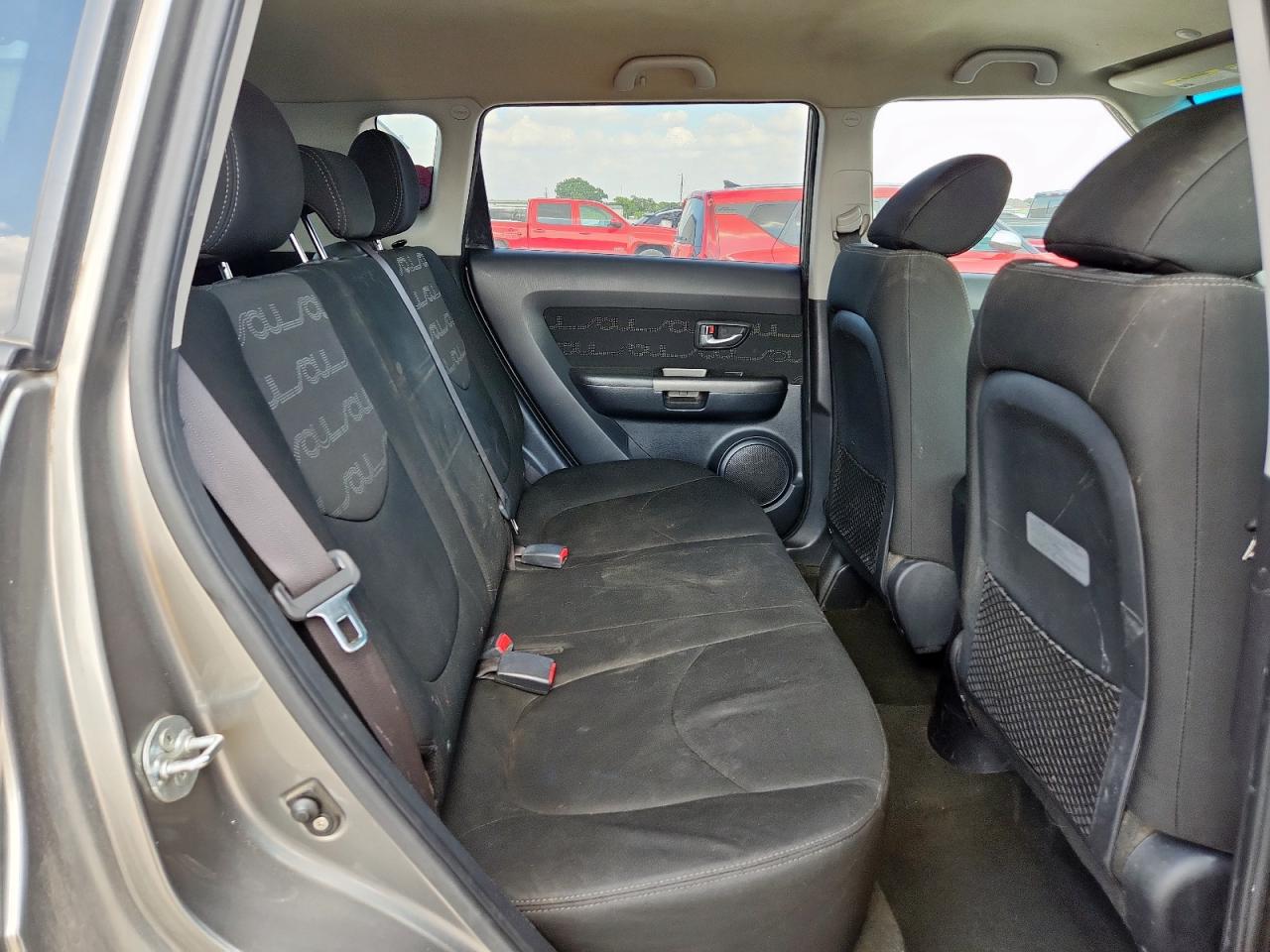 2012 Kia Soul + VIN: KNDJT2A6XC7403389 Lot: 64846395