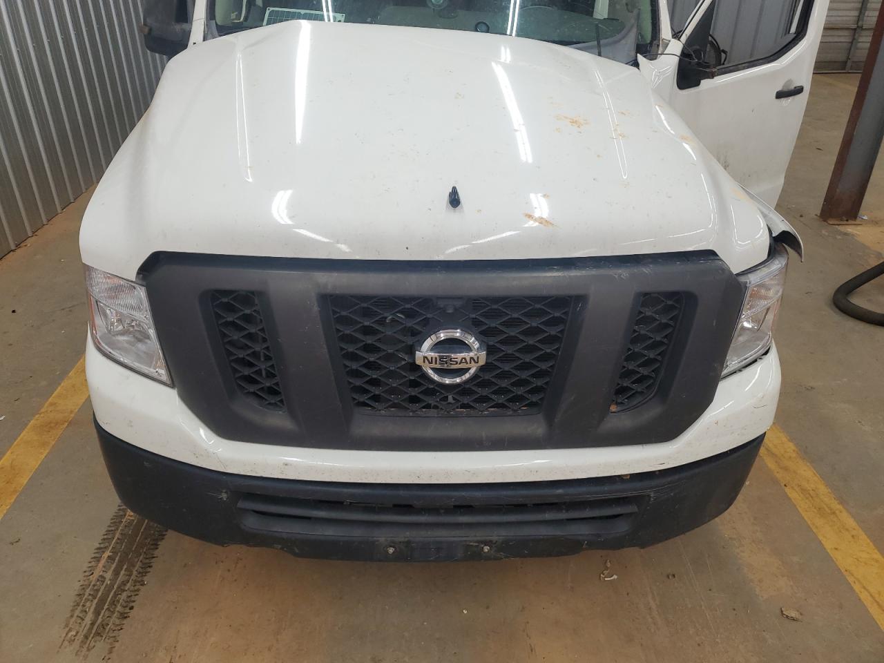1n6bf0kl1fn805979 1N6BF0KL1FN805979 2015 Nissan Nv 1500