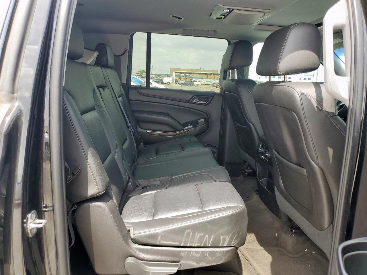 2015 Chevrolet Suburban C1500 Lt VIN: 1GNSCJKC8FR708084 Lot: 62411285