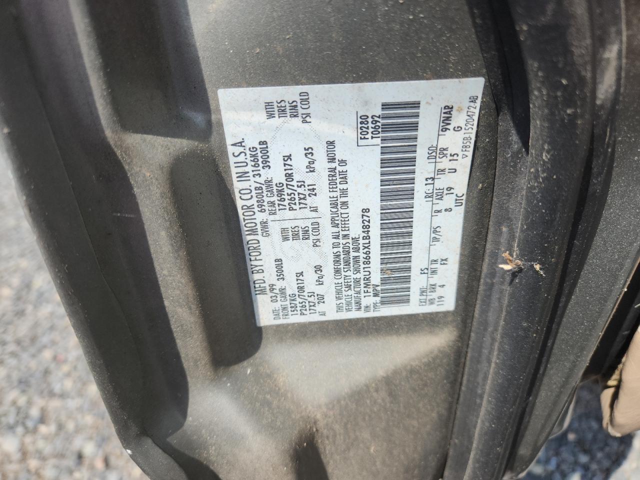 1999 Ford Expedition VIN: 1FMRU1866XLB48278 Lot: 63070135
