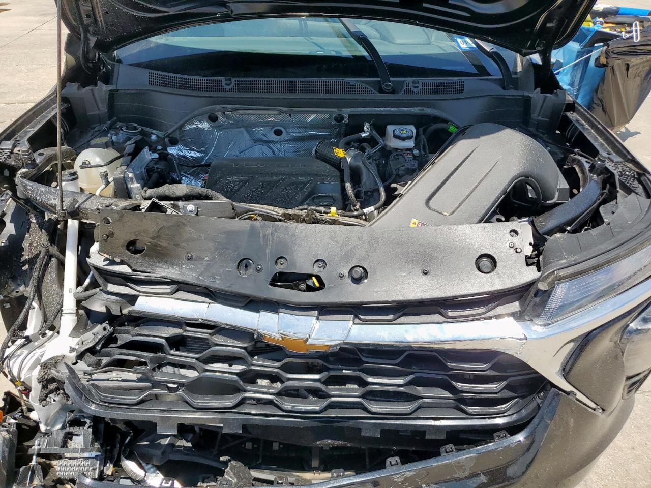 2025 Chevrolet Trax Ls VIN: KL77LFEP4SC164090 Lot: 64685935