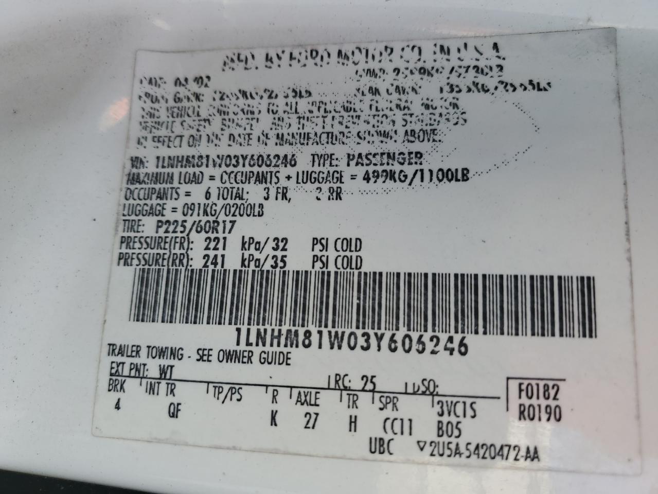 2003 Lincoln Town Car Executive VIN: 1LNHM81W03Y606246 Lot: 64653895