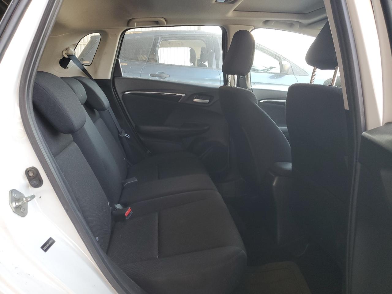 2015 Honda Fit Ex VIN: 3HGGK5H86FM725691 Lot: 64452535