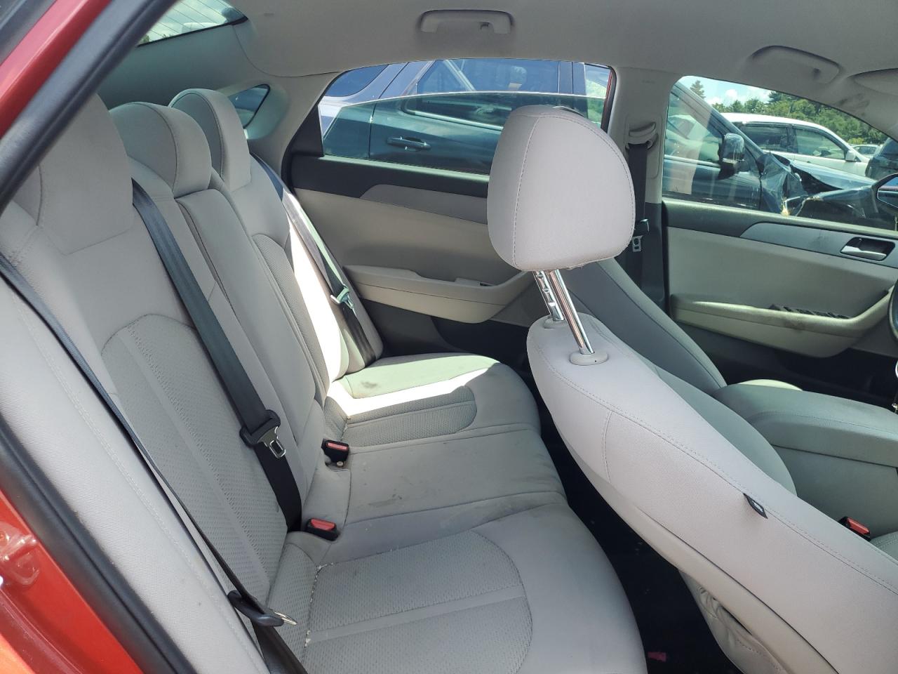 2018 Hyundai Sonata Se VIN: 5NPE24AF2JH657963 Lot: 65060085