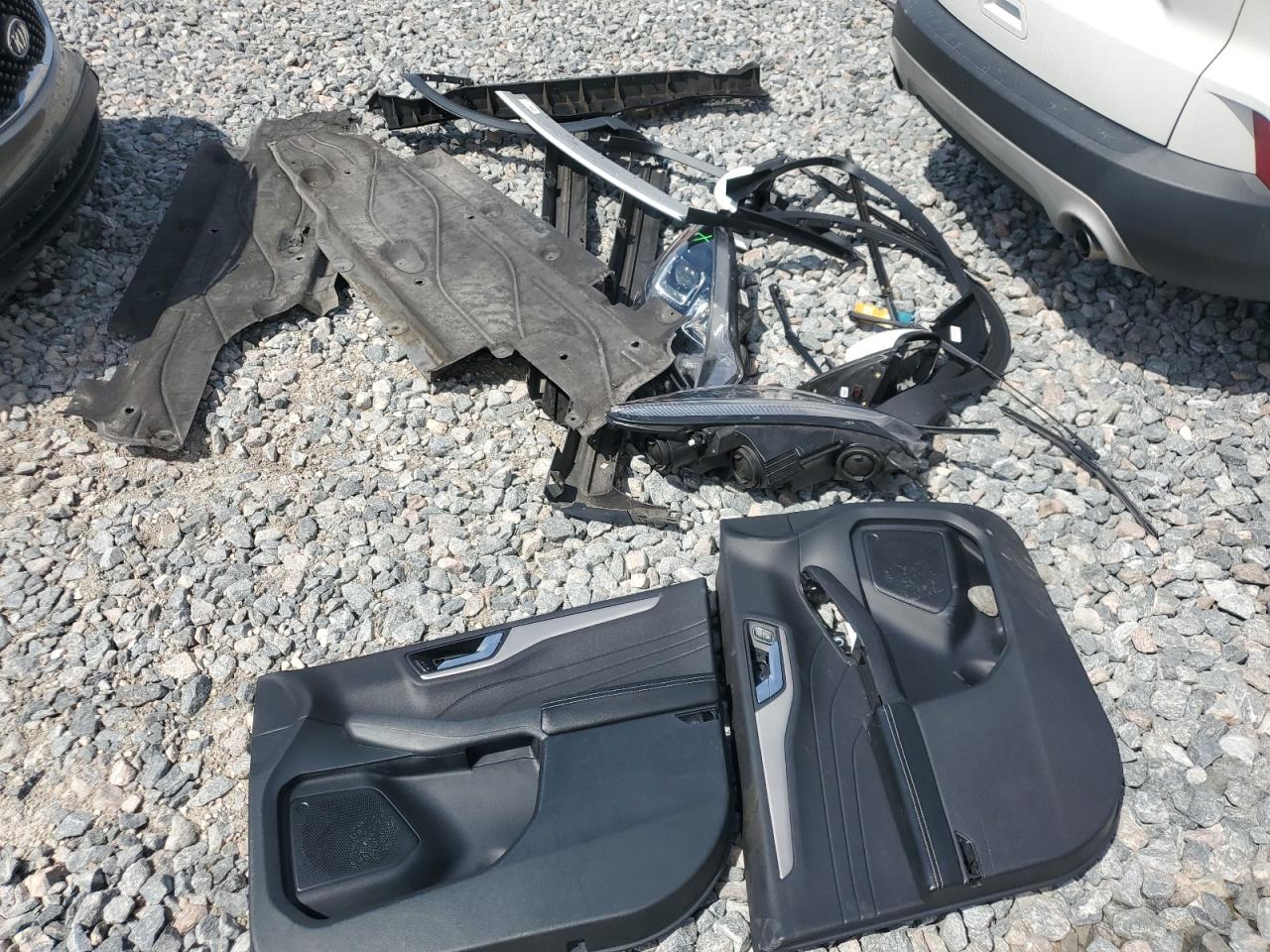 2021 Ford Escape Se VIN: 1FMCU0G66MUA98604 Lot: 66513195