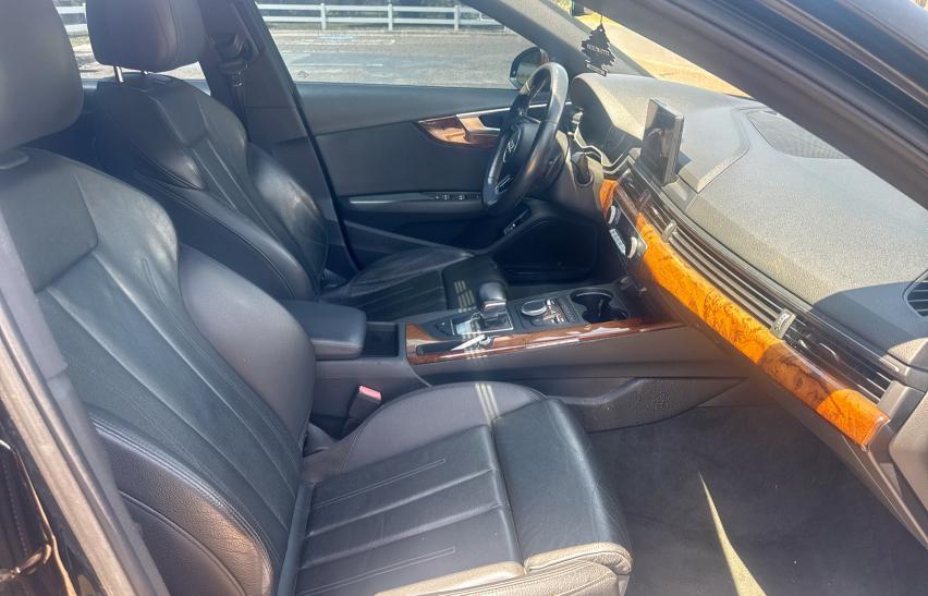 Sedans AUDI A4 2017 Black