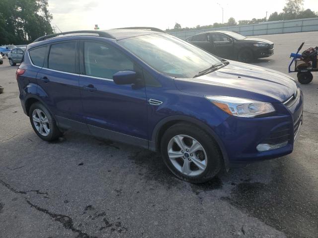  FORD ESCAPE 2016 Granatowy