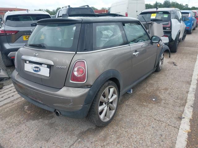 2011 MINI COOPER