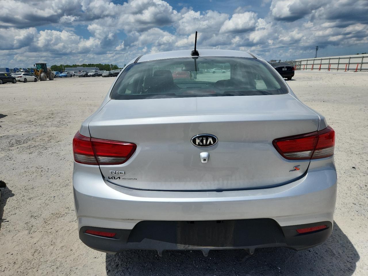 2019 Kia Rio S VIN: 3KPA24AB5KE161105 Lot: 65613425