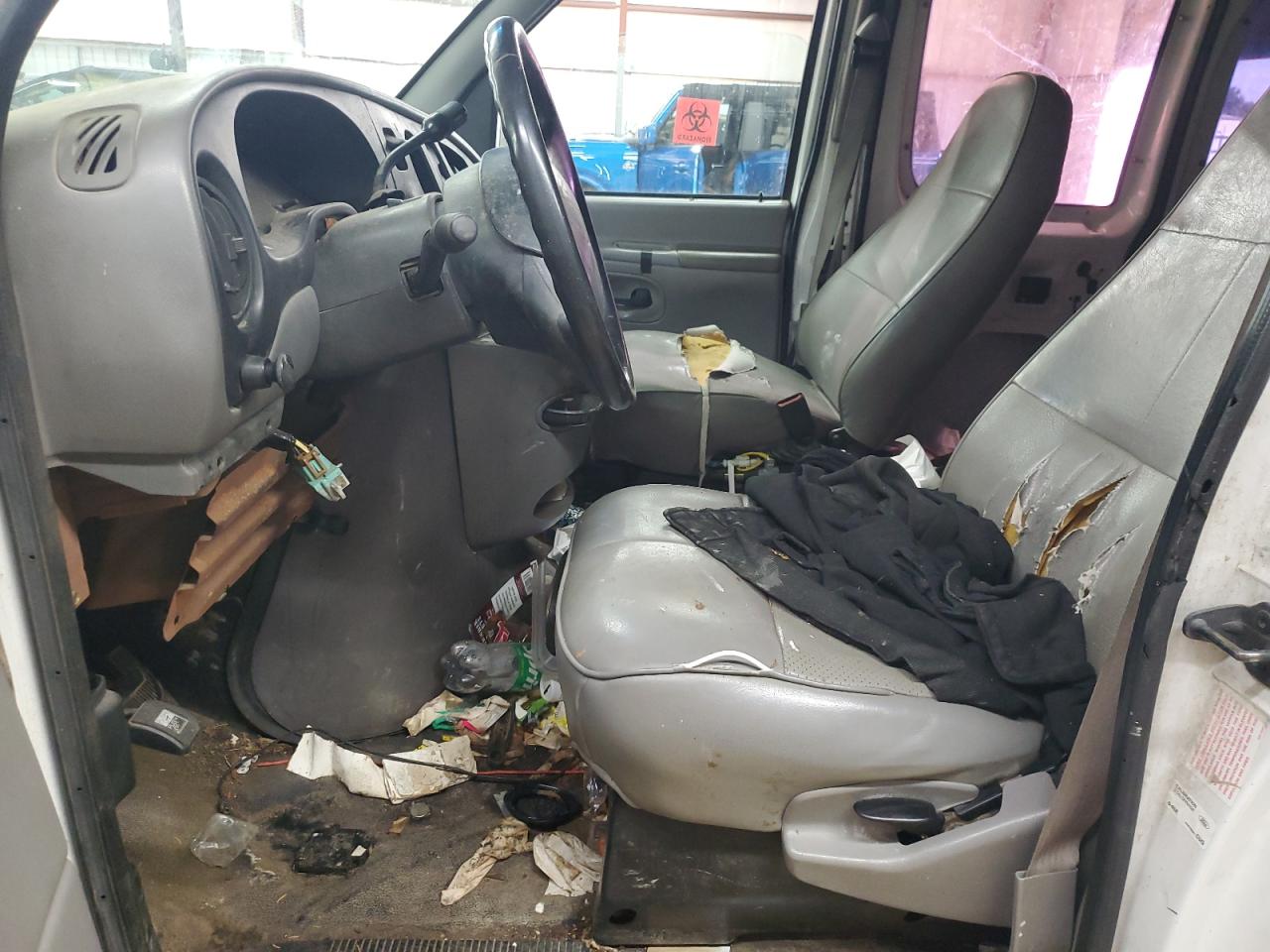 1998 Ford Econoline E250 Van VIN: 1FTNE24LXWHB44494 Lot: 86070495