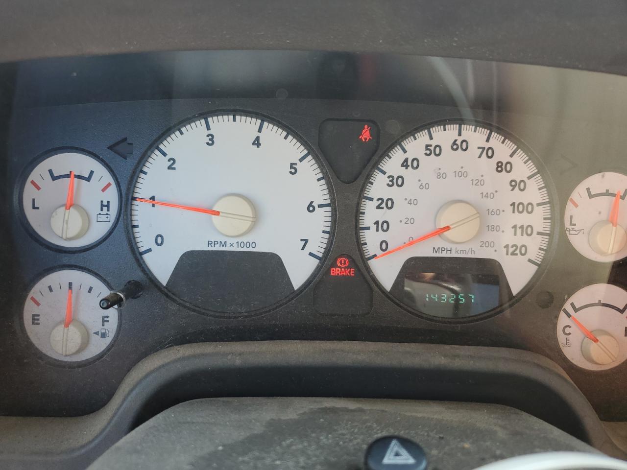 2007 Dodge Ram 1500 St VIN: 1D7HU18N57J558322 Lot: 62424855