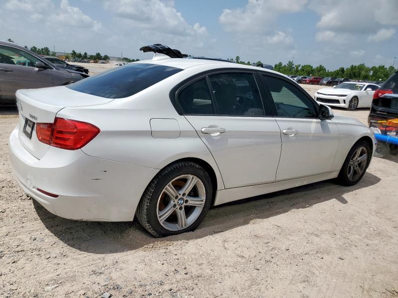  BMW 3 SERIES 2014 Белы