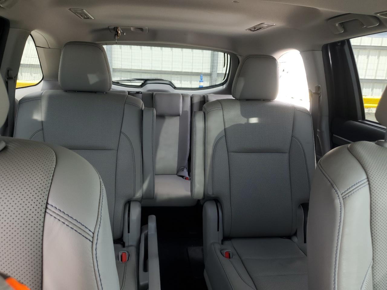 2019 Toyota Highlander Limited VIN: 5TDDZRFH8KS923237 Lot: 64836015