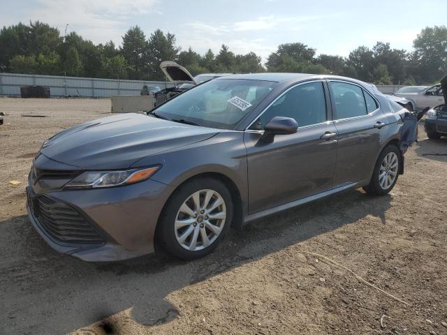  TOYOTA CAMRY 2018 Szary