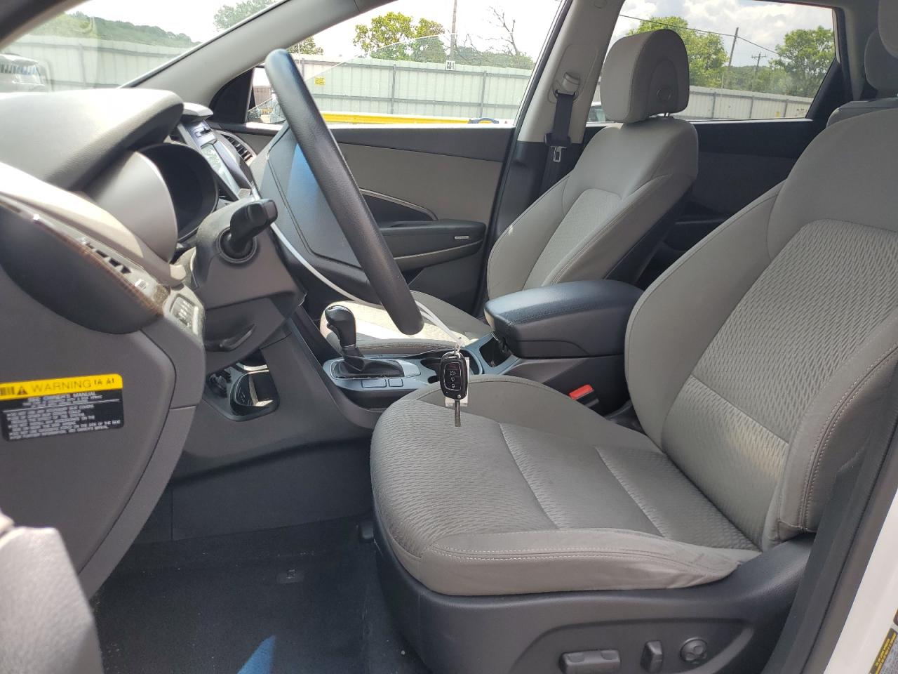 2017 Hyundai Santa Fe Se VIN: KM8SM4HF7HU165296 Lot: 64424545