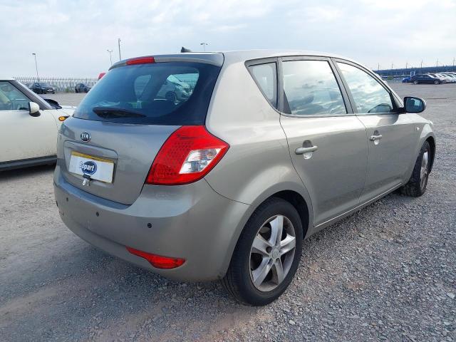 2010 KIA CEED 2 AUT