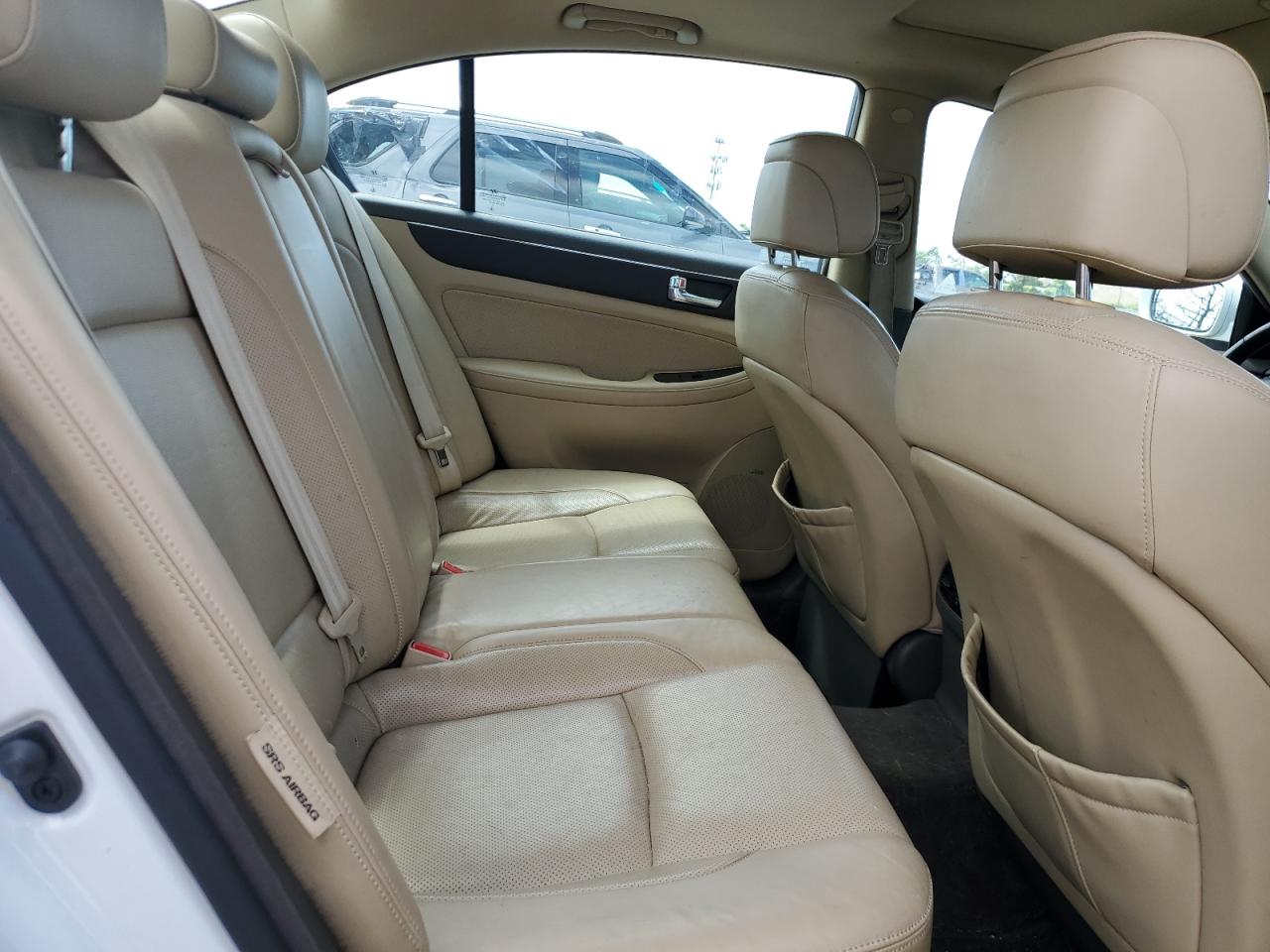 2011 Hyundai Genesis 3.8L VIN: KMHGC4DE3BU141462 Lot: 65582025