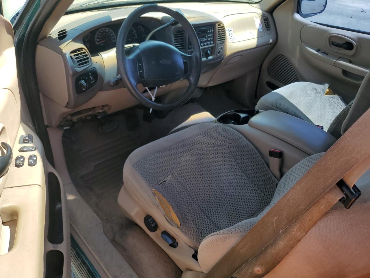 1999 Ford F150 VIN: 1FTRX07W3XKB74656 Lot: 64331835