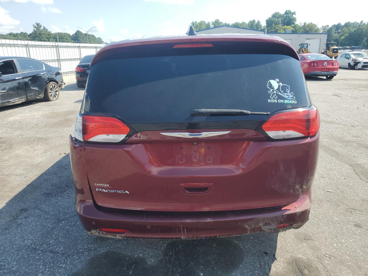 2018 Chrysler Pacifica L VIN: 2C4RC1AG1JR100826 Lot: 64905915