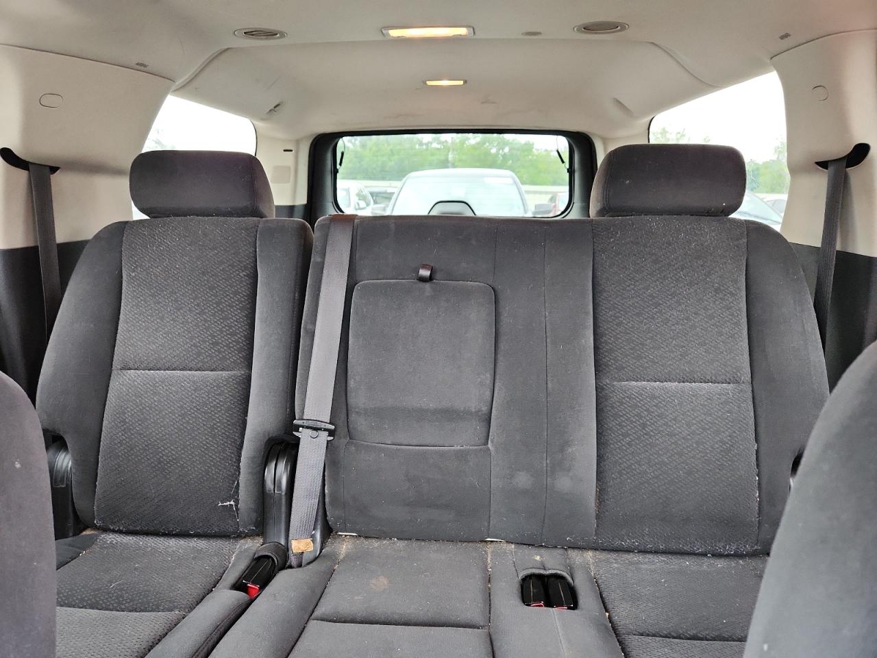 2007 Chevrolet Suburban K1500 VIN: 1GNFK16347J230227 Lot: 64437065