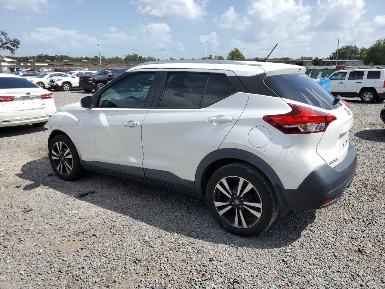 2018 Nissan Kicks S VIN: 3N1CP5CU8JL518112 Lot: 65757205