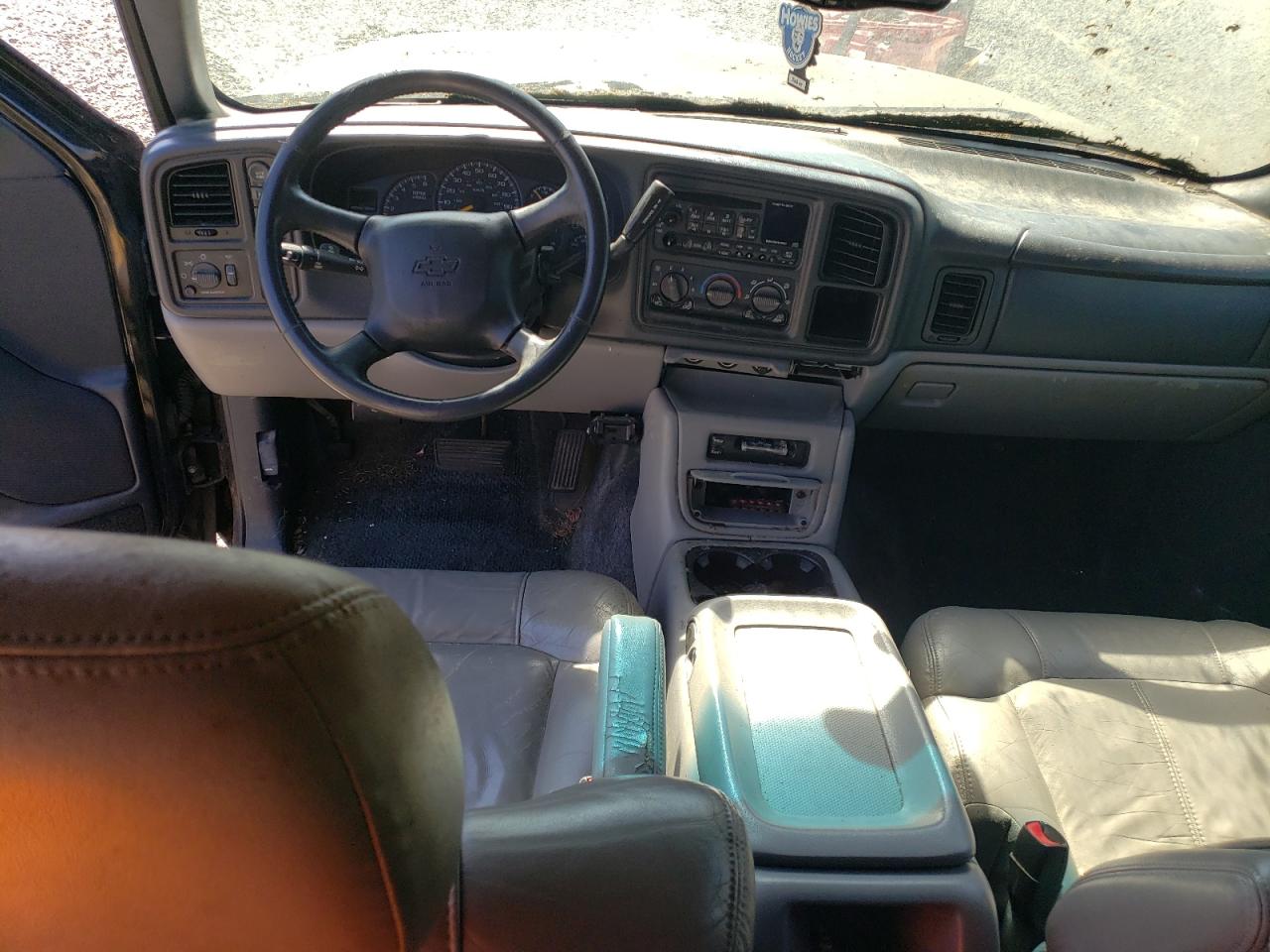 2001 Chevrolet Tahoe K1500 VIN: 1GNEK13T81J163543 Lot: 63308075
