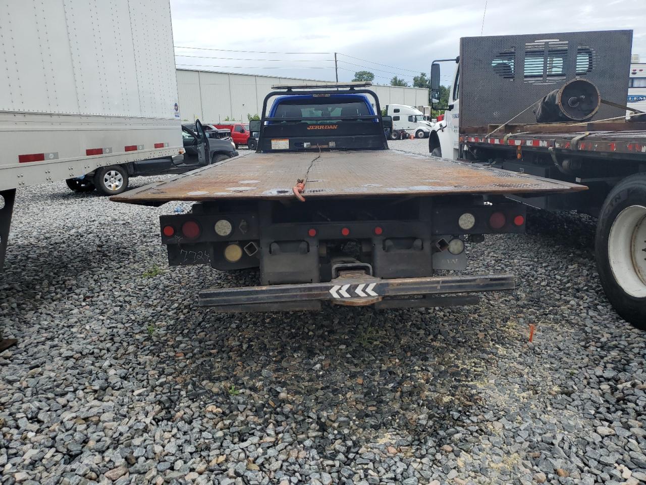 2015 Ford F550 Super Duty VIN: 1FDUF5GTXFEB64392 Lot: 63458695
