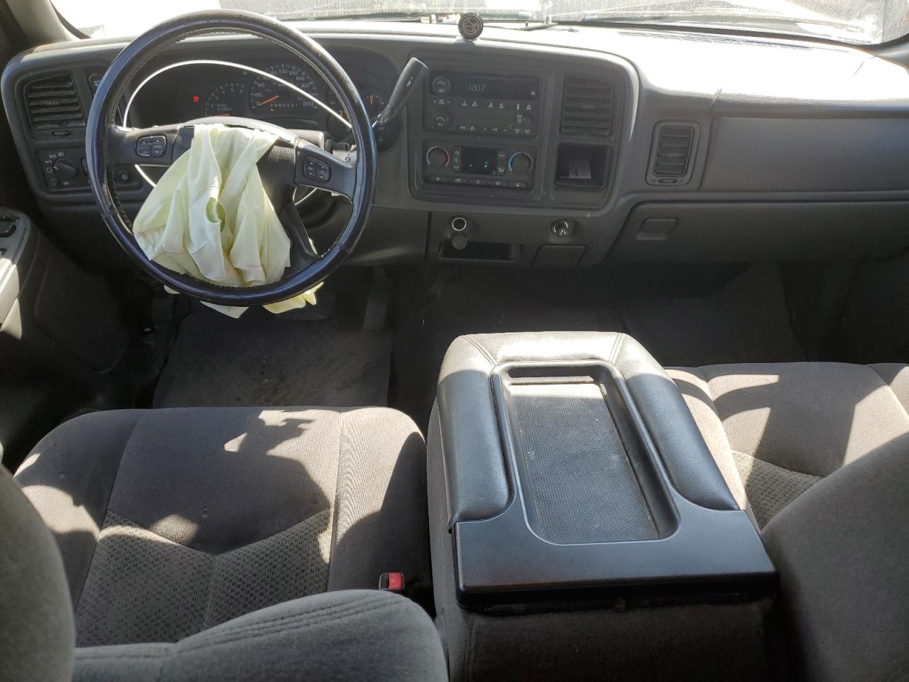 2006 Chevrolet Silverado K1500 VIN: 2GCEK19V561259455 Lot: 64430245