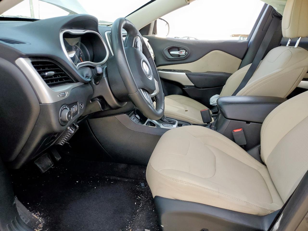 2017 Jeep Cherokee Latitude VIN: 1C4PJLCS3HW619310 Lot: 65566355