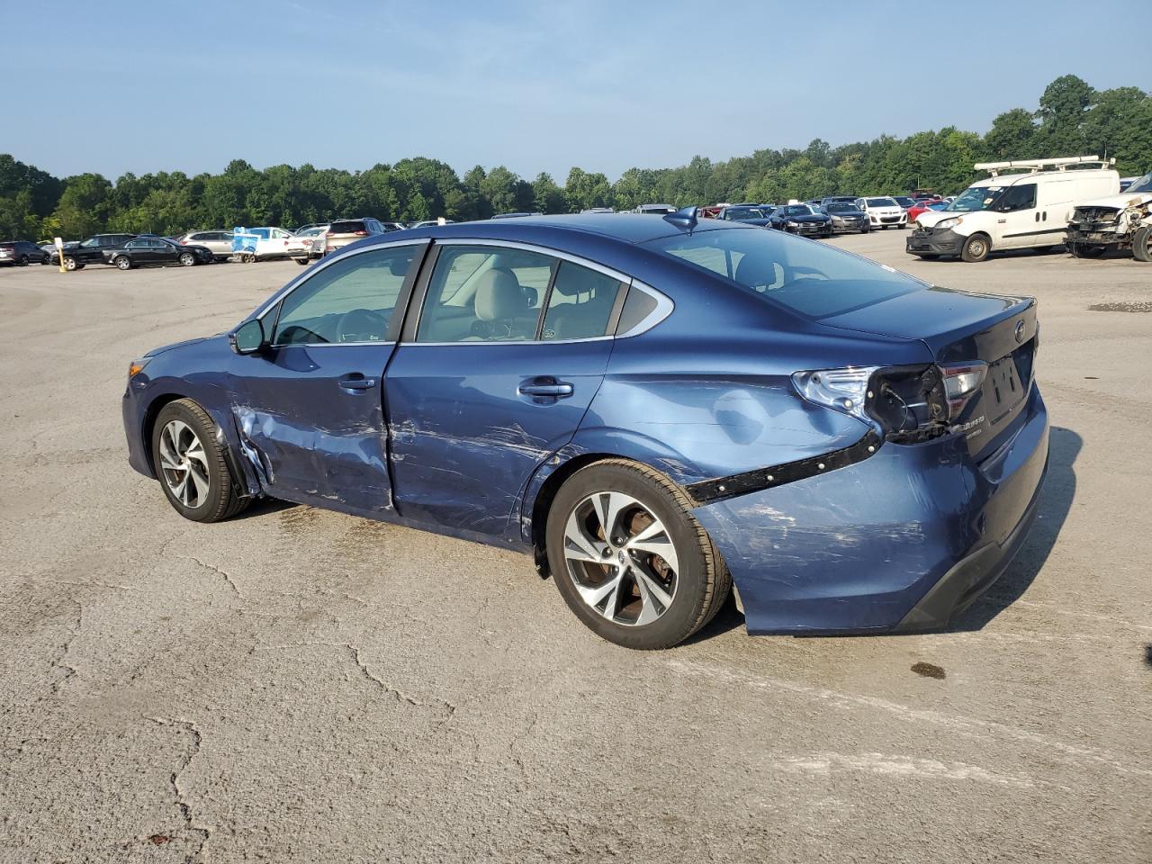 2021 Subaru Legacy Premium VIN: 4S3BWAD60M3003884 Lot: 66390235