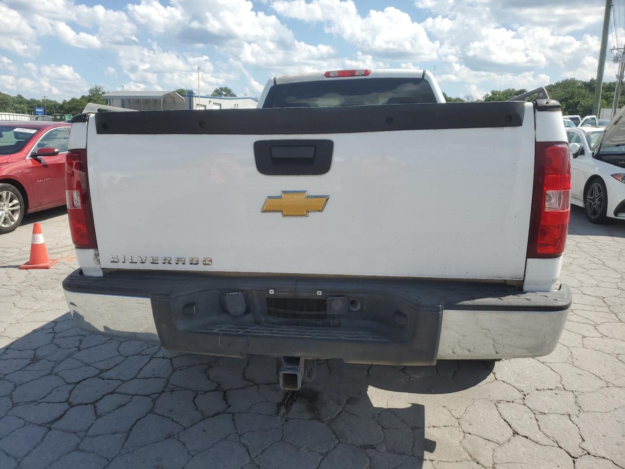 2011 Chevrolet Silverado C1500 VIN: 1GCNCPE00BF174617 Lot: 64872505