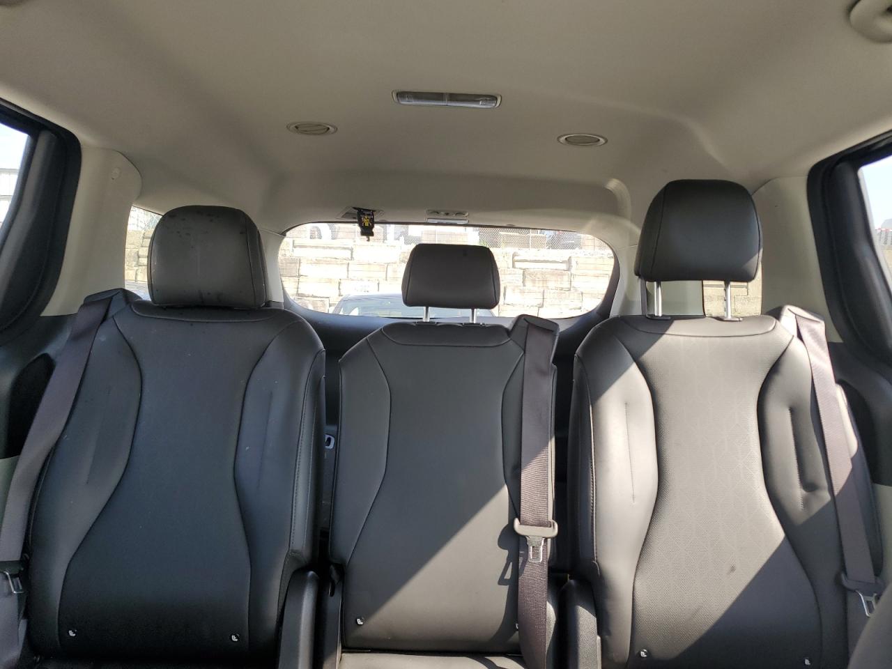 2024 Kia Carnival Lx VIN: KNDNB4H31R6414260 Lot: 64466145