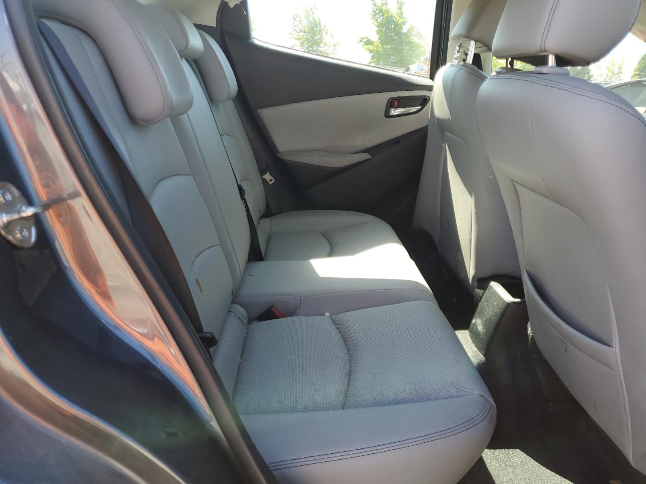 2020 Toyota Yaris Le VIN: 3MYDLBJV9LY703140 Lot: 67086755