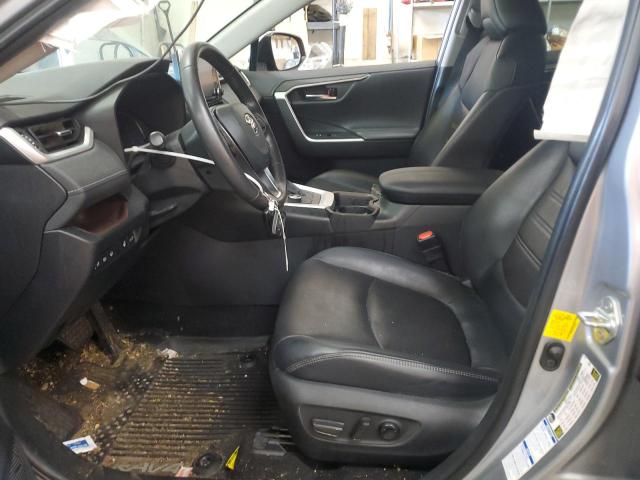  TOYOTA RAV4 2019 Srebrny
