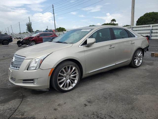 Sedans CADILLAC XTS 2013 Beżowy