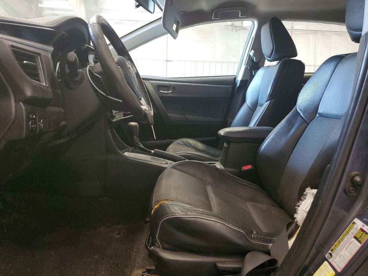 2015 Toyota Corolla L VIN: 5YFBURHE9FP329862 Lot: 63682015
