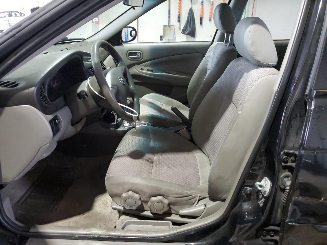 2004 Nissan Sentra 1.8 VIN: 3N1CB51D94L463305 Lot: 63628995