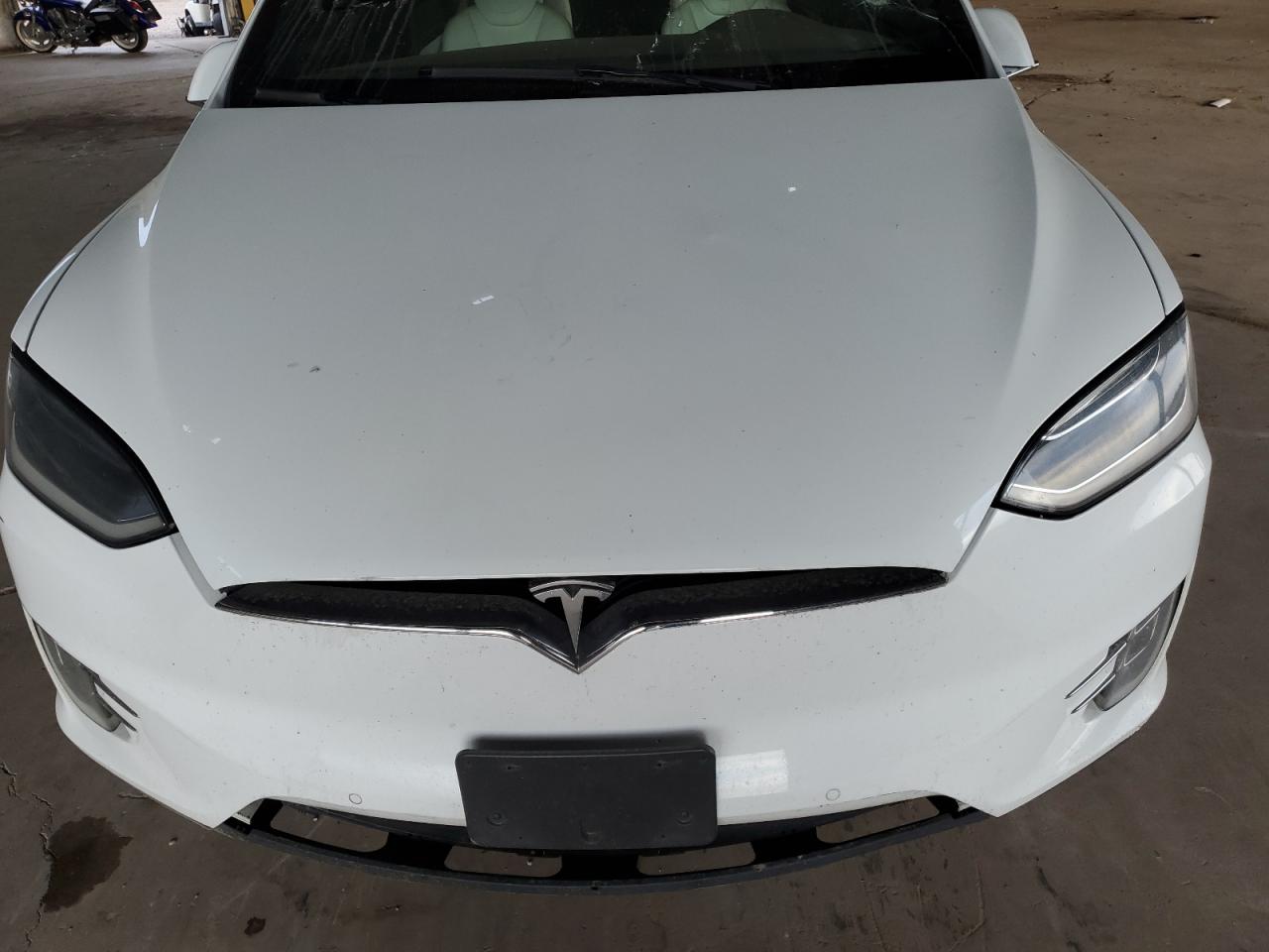 2016 Tesla Model X VIN: 5YJXCBE2XGF013703 Lot: 64971415