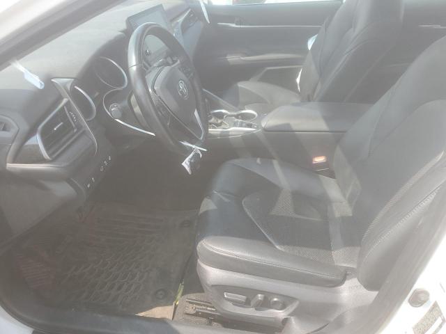  TOYOTA CAMRY 2024 Белы